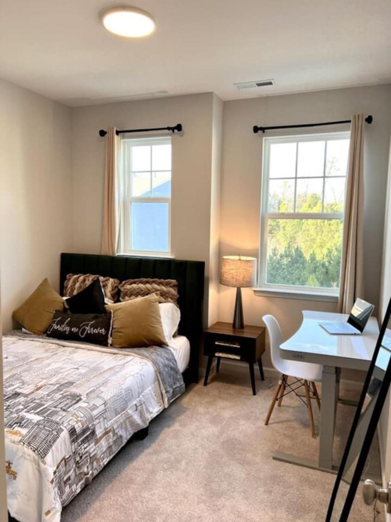 The Villas Buckingham 10 Mins To Rdu Airport Duke Downtown Durham Exterior photo